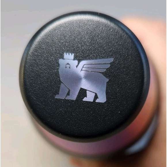 STANLEY Slim Bottle 20 Oz. Black Chroma Purple Iridescent Screw Top NEW - Picture 5 of 6